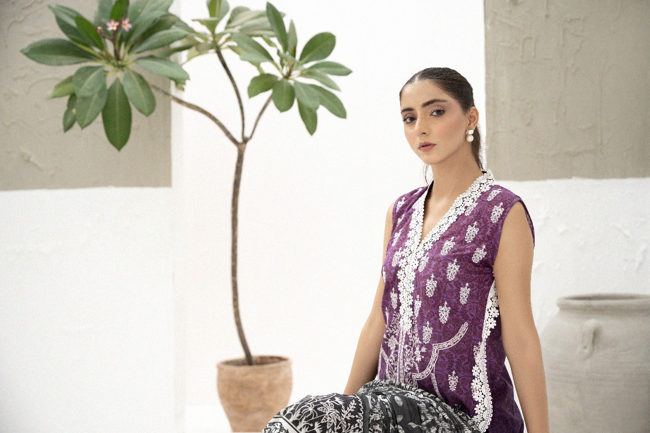 Motifs by Hira Lari | 3PC Unstitched Lawn Suit | HL-02 | Lawn 2025
