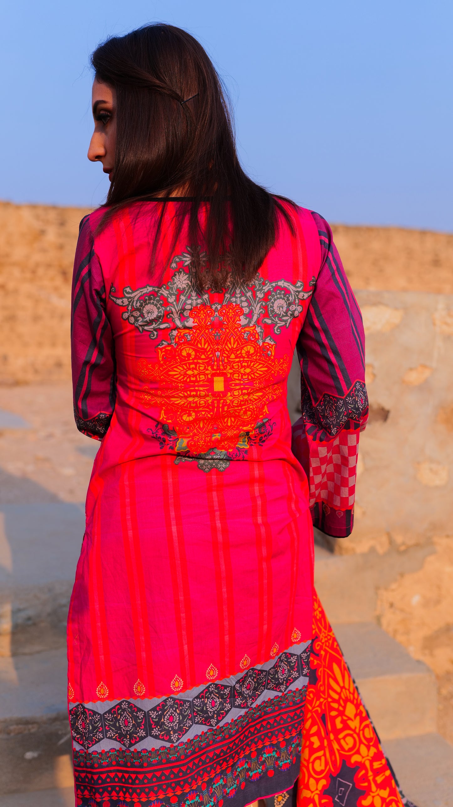 SICILY by Hira Lari Lawn - 3 Piece Unstitched Lawn Suit