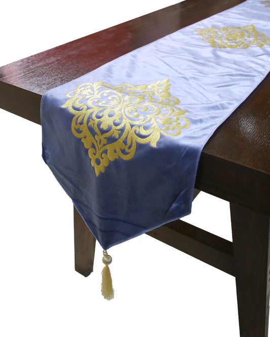 Table Runner Light Blue