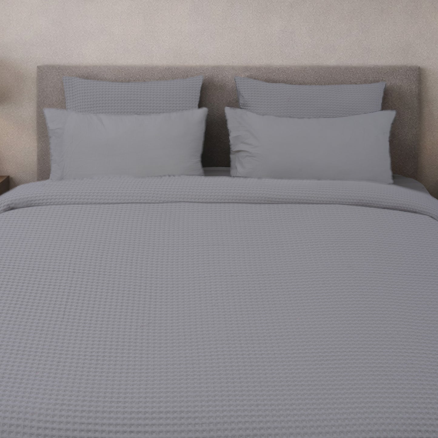 HL King Quilt Cover Set – Luxury Waffle Texture (Silver)