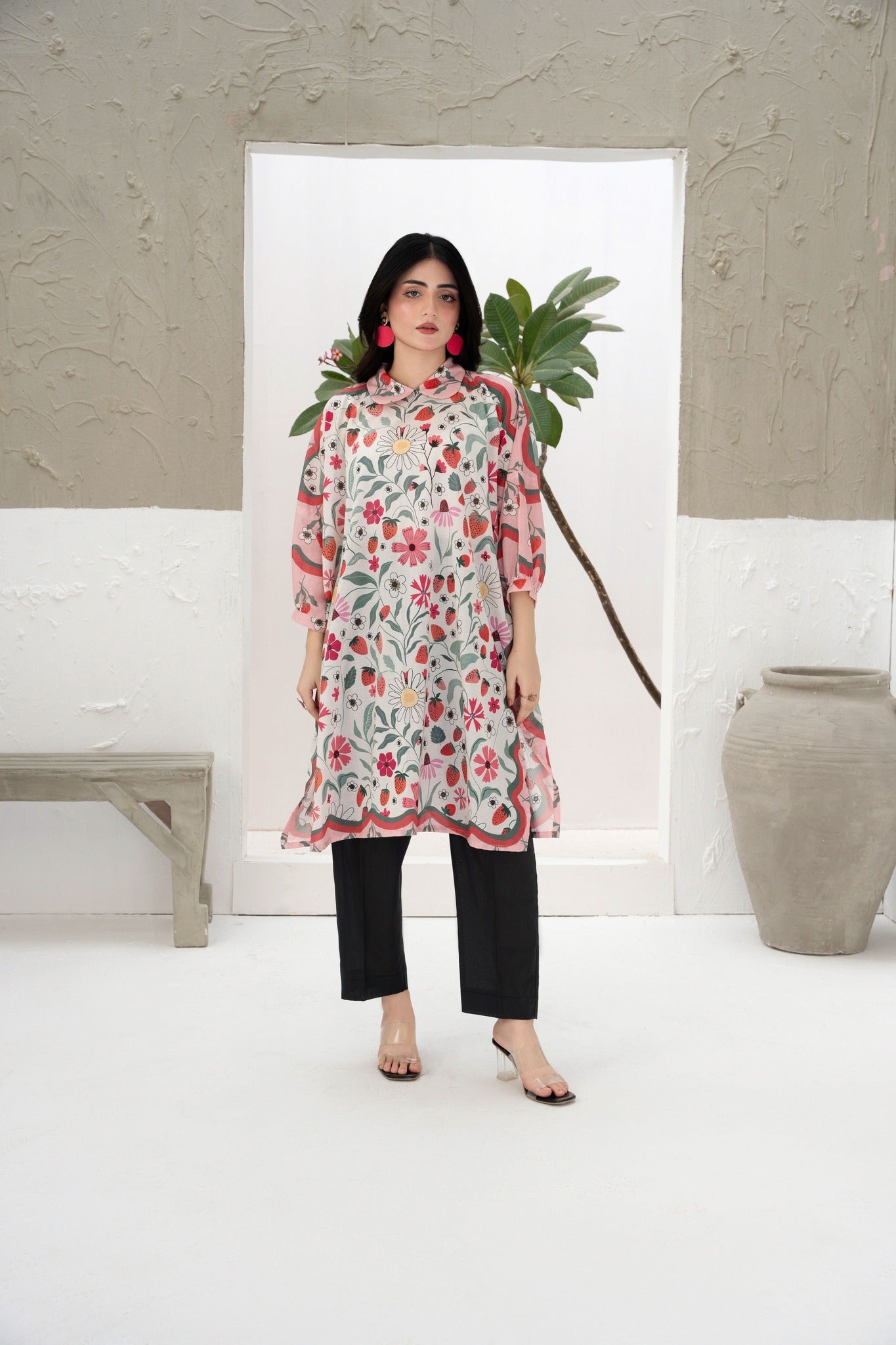 Gul Cheeni | Kurti by Hira Lari