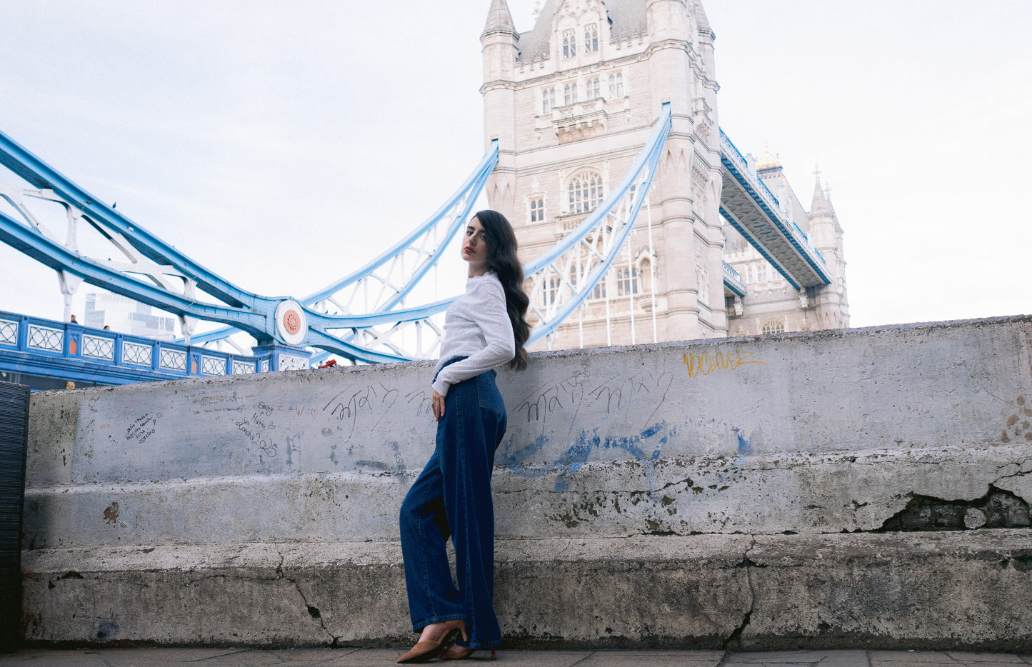 HL Denim Jean Frayed Hem Wide Leg (Faded Blue)