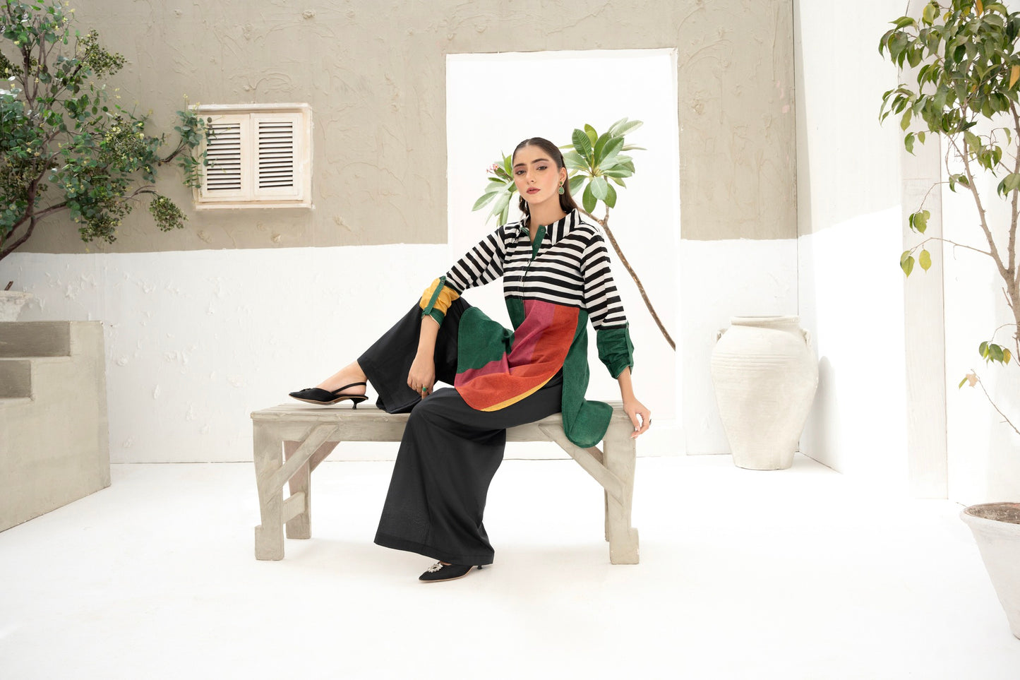 Jugnu | Kurti by Hira Lari