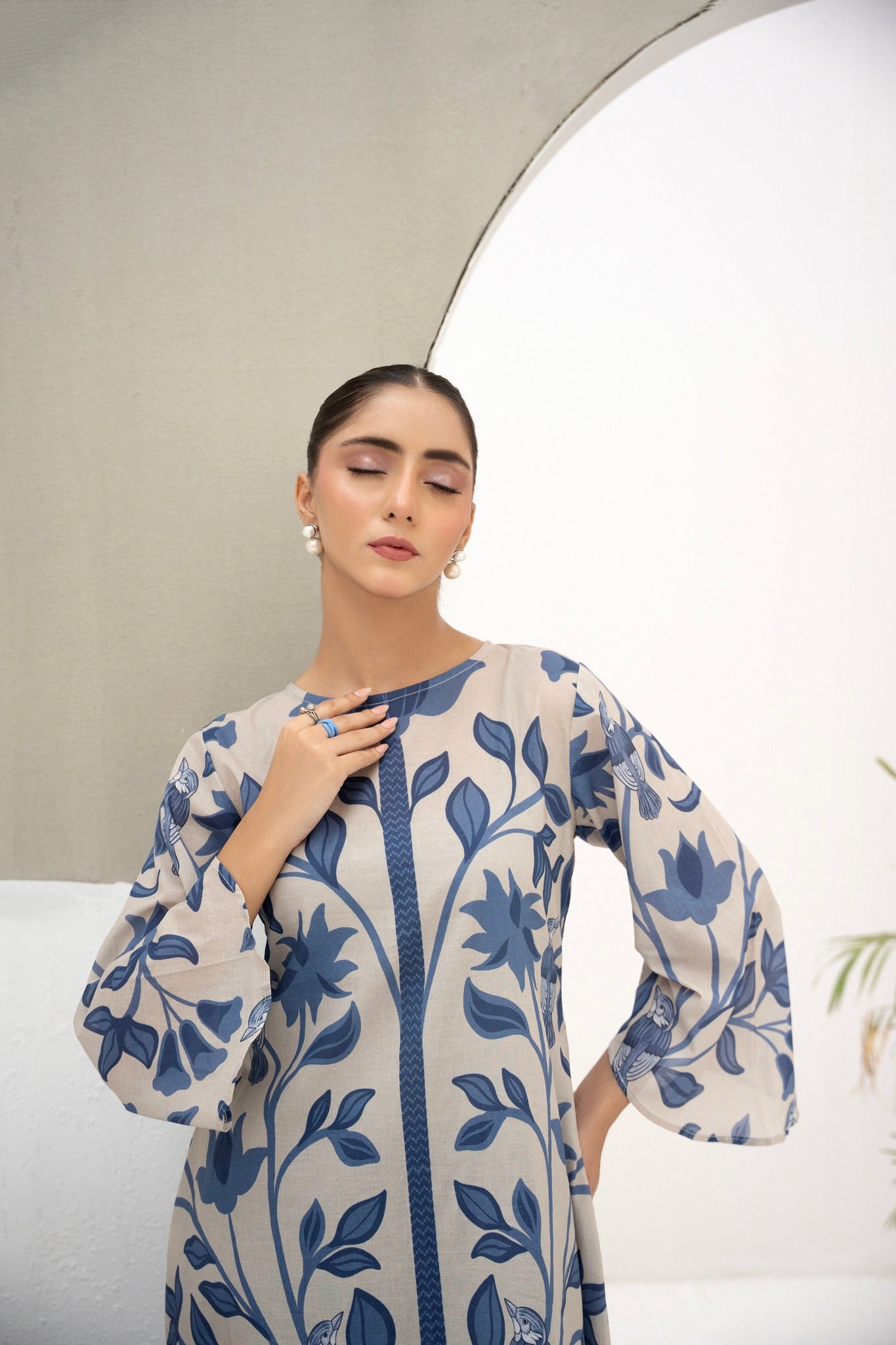 Patto Ki Sargoshi | Kurti by Hira Lari