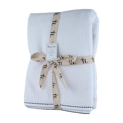 White | HL Oxford Bath Towel – 600 GSM | Popcorn Texture Premium Cotton (70×140 cm)